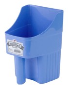 3 Quart Plastic Enclosed Feed Scoop