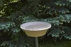 14" Heated Bird Bath with EZ-Tilt Deck and Pole Mount