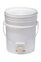 5 Gallon Plastic Bucket